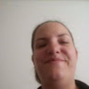 Meet your Posher, Caitlin